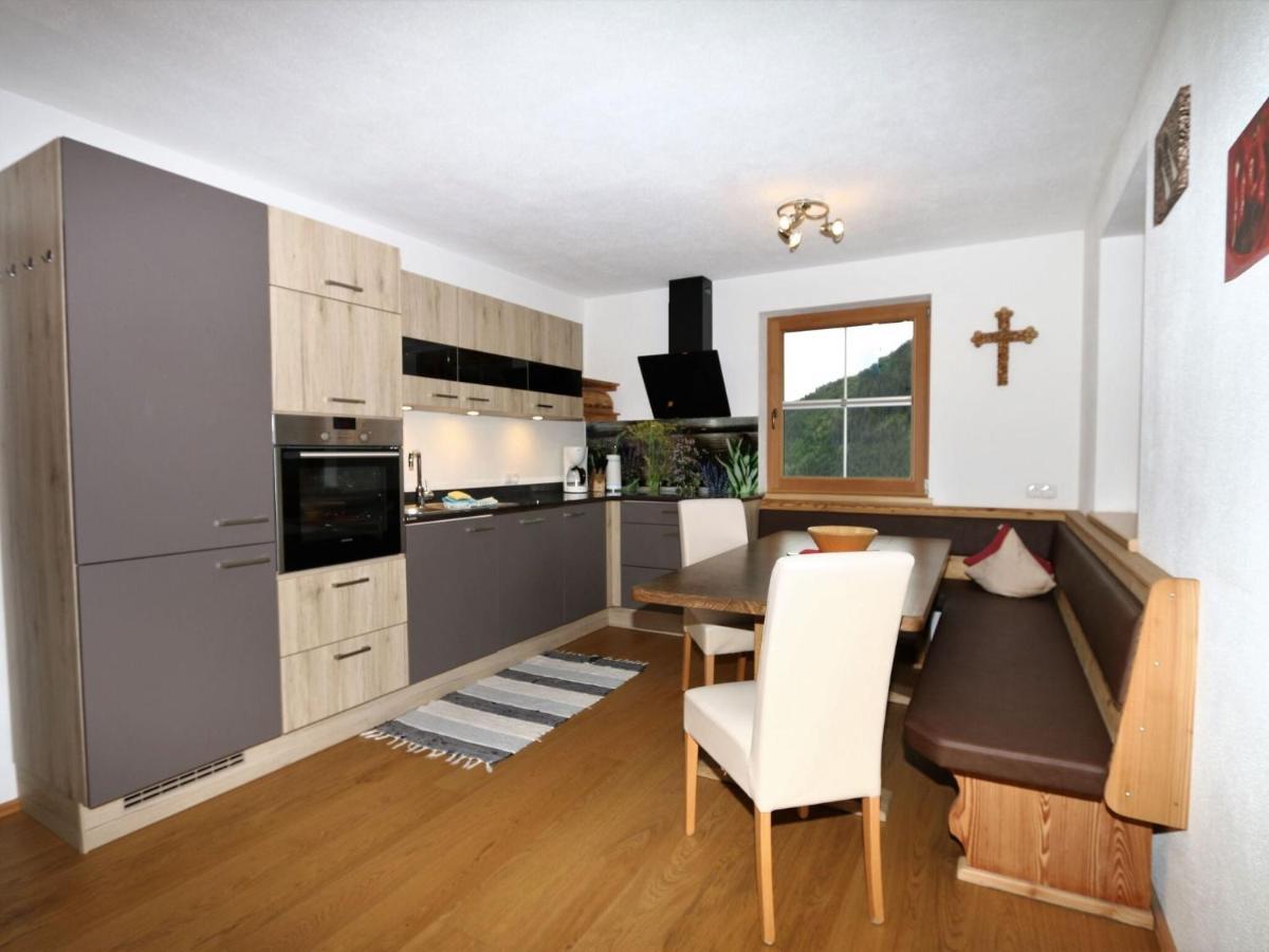 Holiday Flat Schoeser, Fuegen Fuegenberg Exterior photo